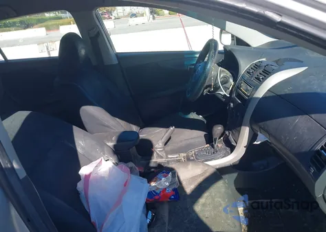 2009 Toyota Corolla S z USA, uszkodzony, nr VIN 1NXBU40E29Z069323